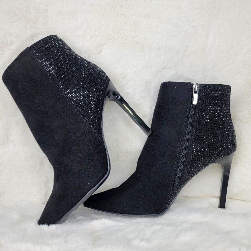 NINE WEST NWT Booties Boots Woman's Heels Suede Black Stone authentic designer
